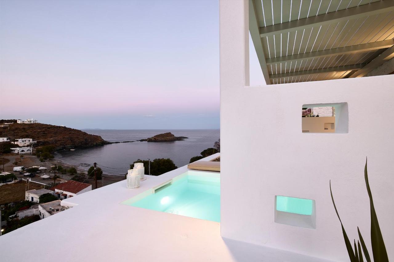 Wise Luxury Suites Kythnos Exterior photo