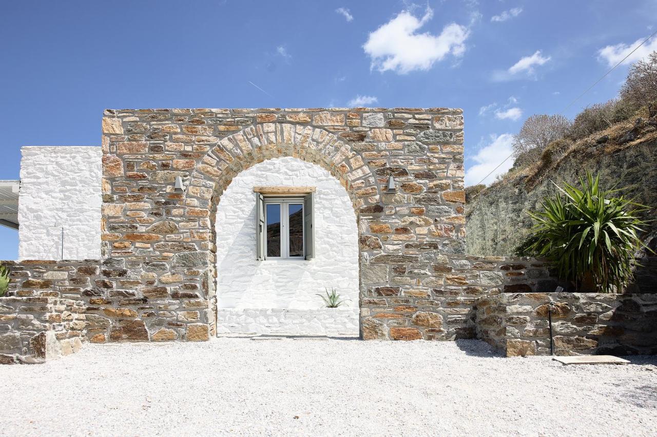 Wise Luxury Suites Kythnos Exterior photo