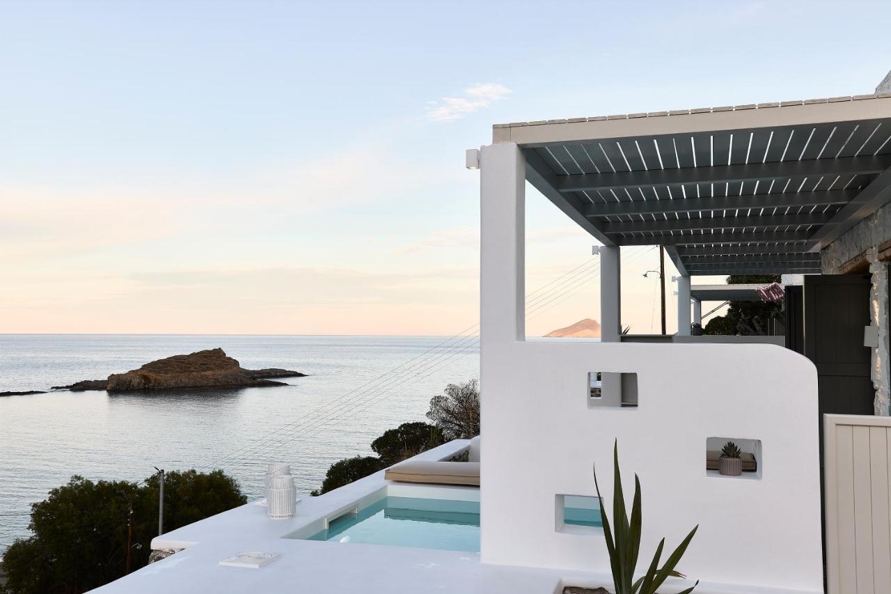 Wise Luxury Suites Kythnos Exterior photo